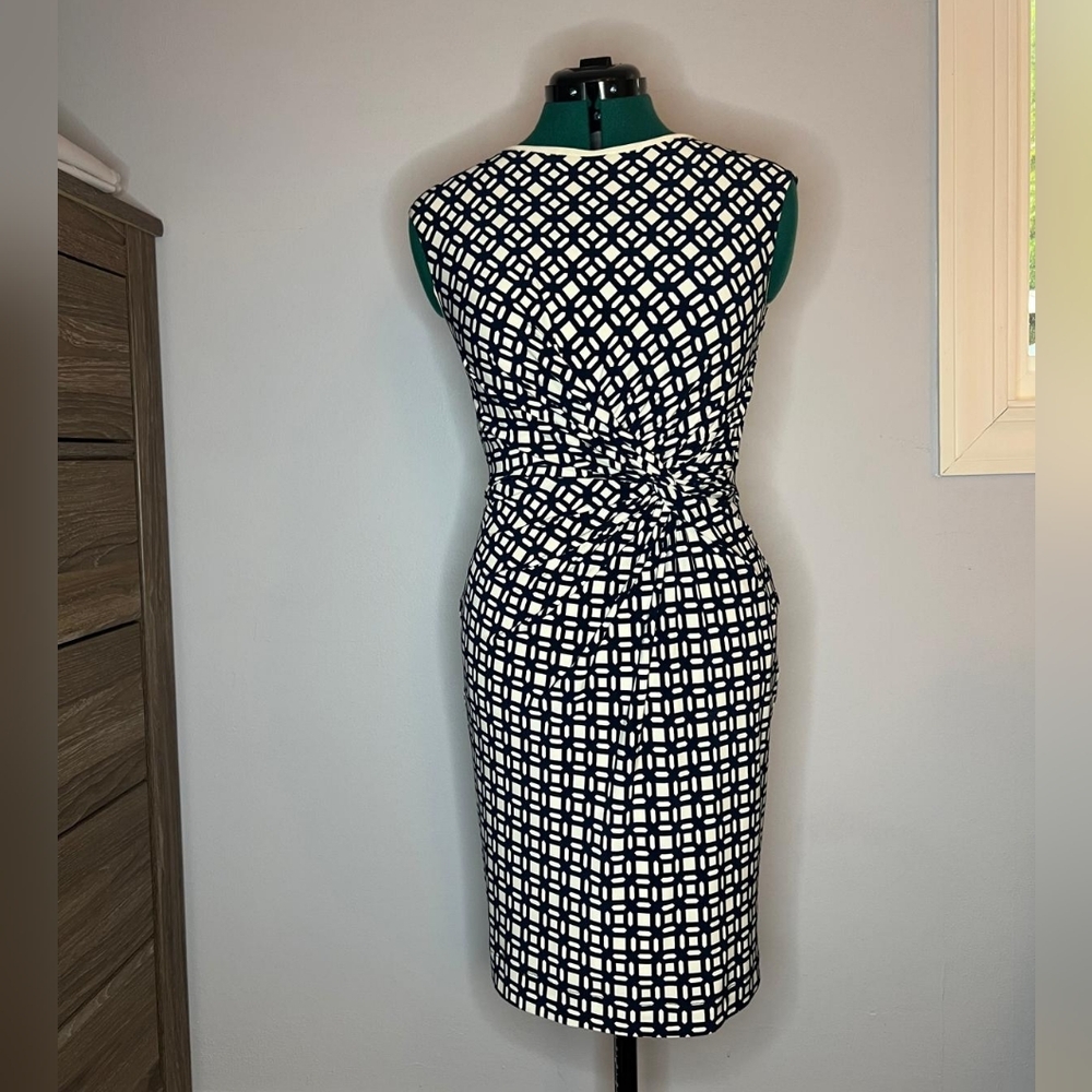 Lauren Ralph Lauren Navy and White Geometric Dress
